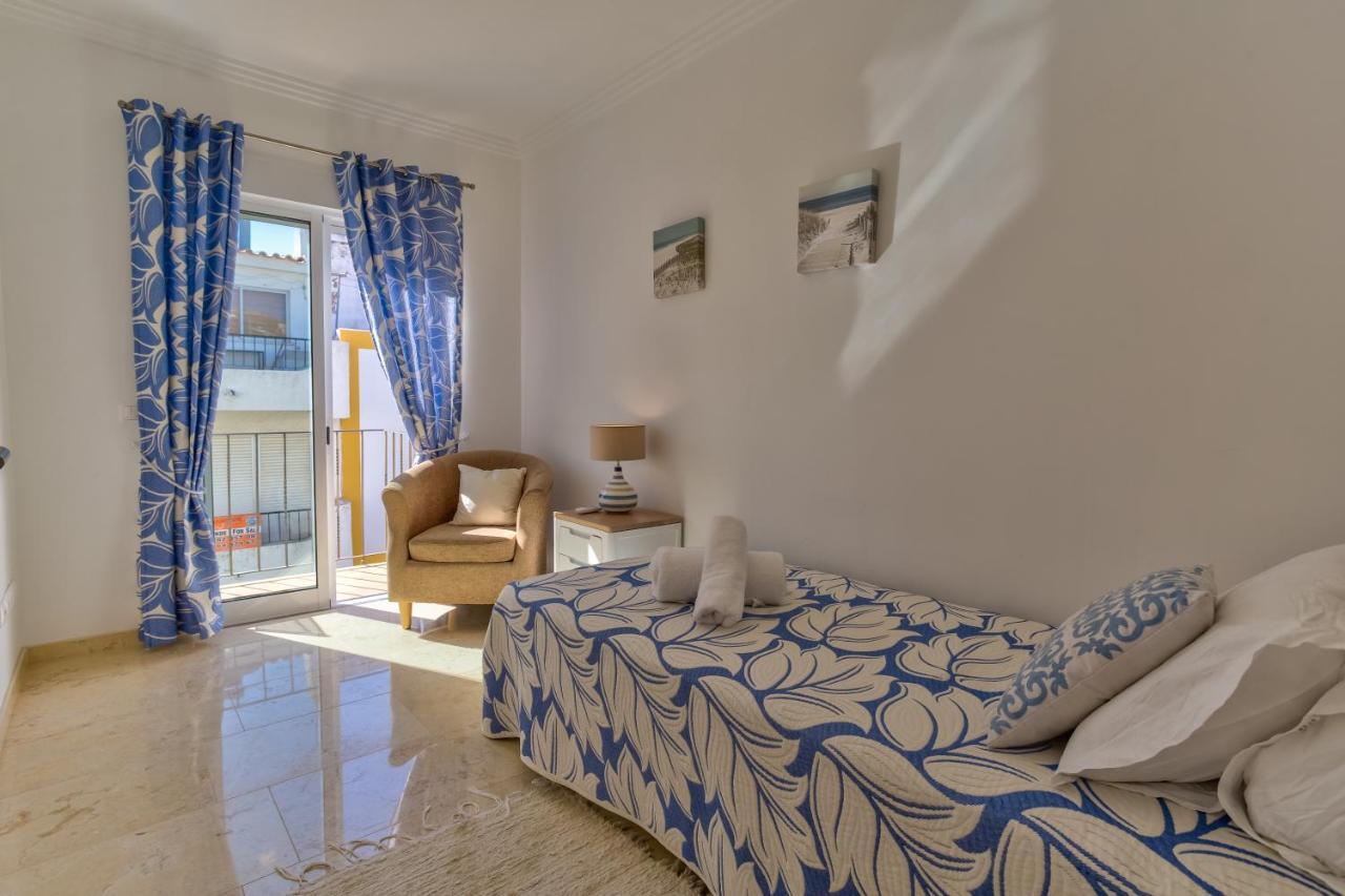 Casa Sunset - Beautiful Apartments In The Centre Of Alvor With Roof Terrace Extérieur photo
