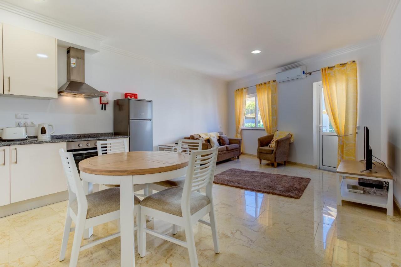 Casa Sunset - Beautiful Apartments In The Centre Of Alvor With Roof Terrace Extérieur photo
