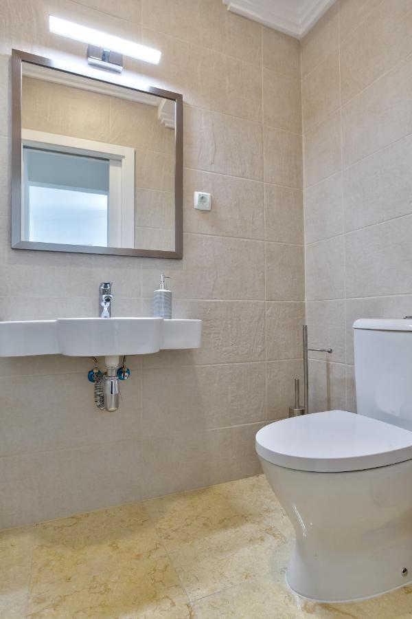 Casa Sunset - Beautiful Apartments In The Centre Of Alvor With Roof Terrace Extérieur photo