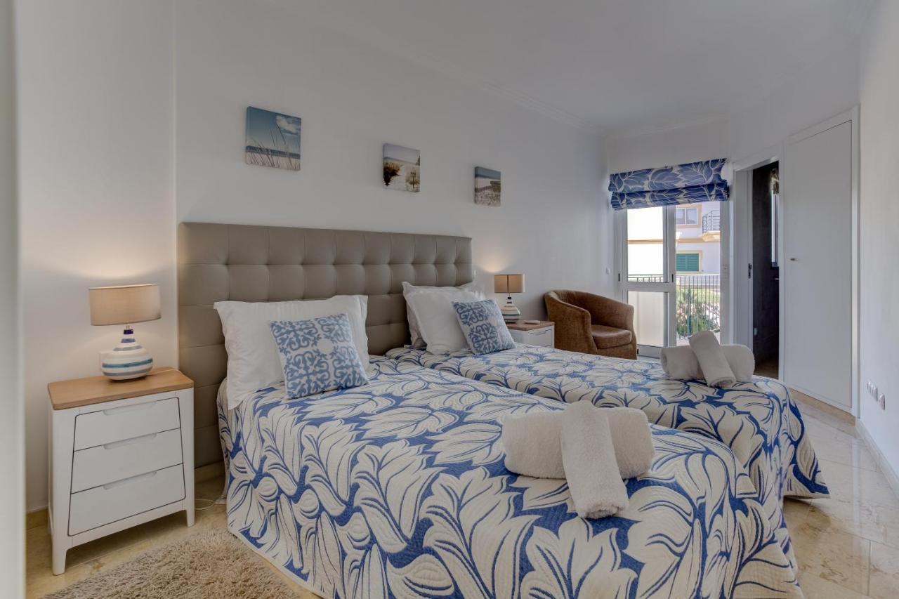 Casa Sunset - Beautiful Apartments In The Centre Of Alvor With Roof Terrace Extérieur photo